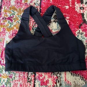 Lululemon black sports bra size 6